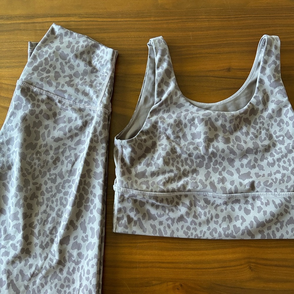 DYI Purple Leopard Print Women's Activewear set